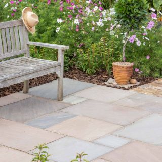 Raj Green Sandstone Paving - 22mm - 15.3m2 Project Pack