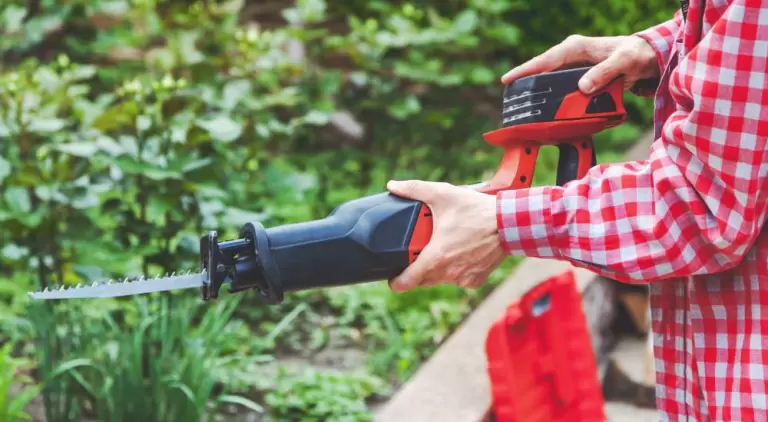 Everything you need to know about power tool batteries